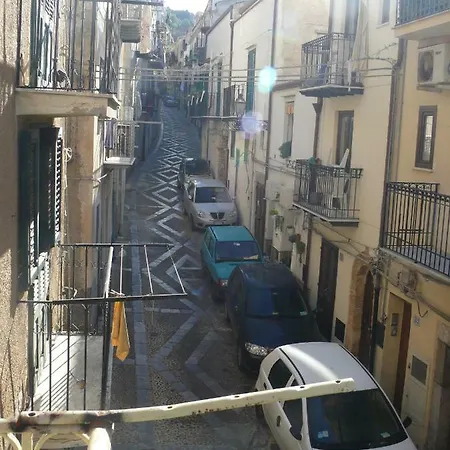 Casa Adriana In Via Spinuzza Holiday home Cefalu