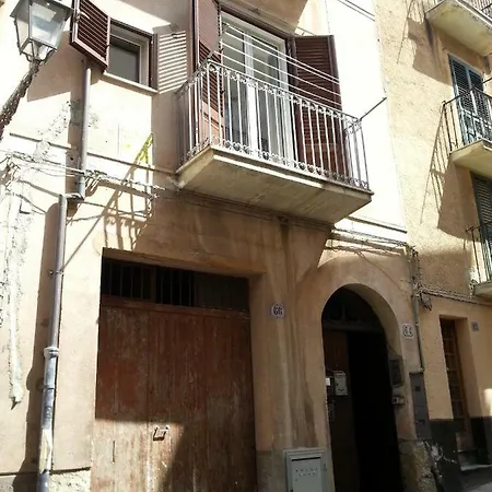 Casa Adriana In Via Spinuzza * Cefalu